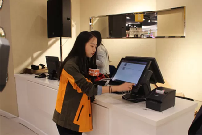  rfidは最大のデパートの1つに光をもたらしますintime 5 